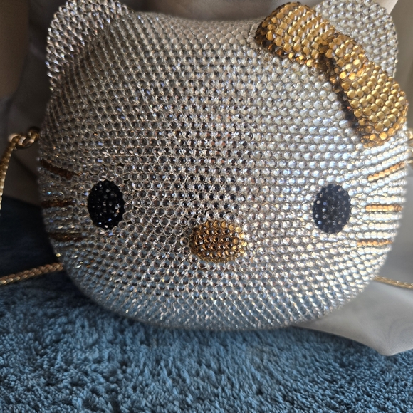Gold and Silver Cat-Shaped Rhinestone Purse - Picture 2 of 5